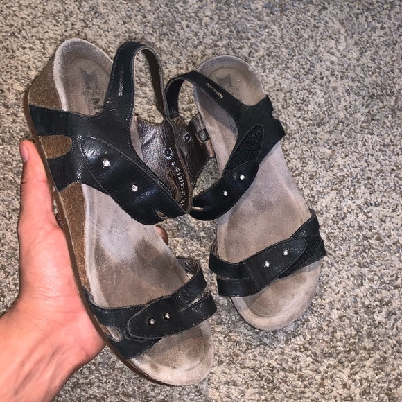 mephisto leather sandals